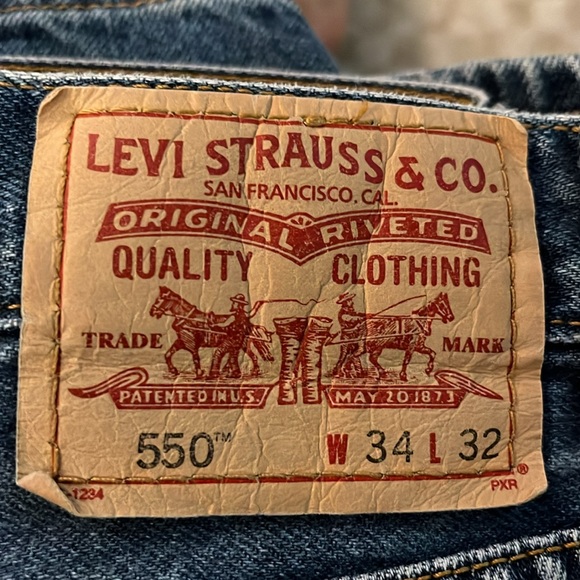 Levi’s *550*. Priced to sell. - Picture 2 of 3